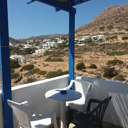 Pensjonat Pirgari Sikinos