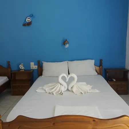 Konukevi Pirgari Sikinos
